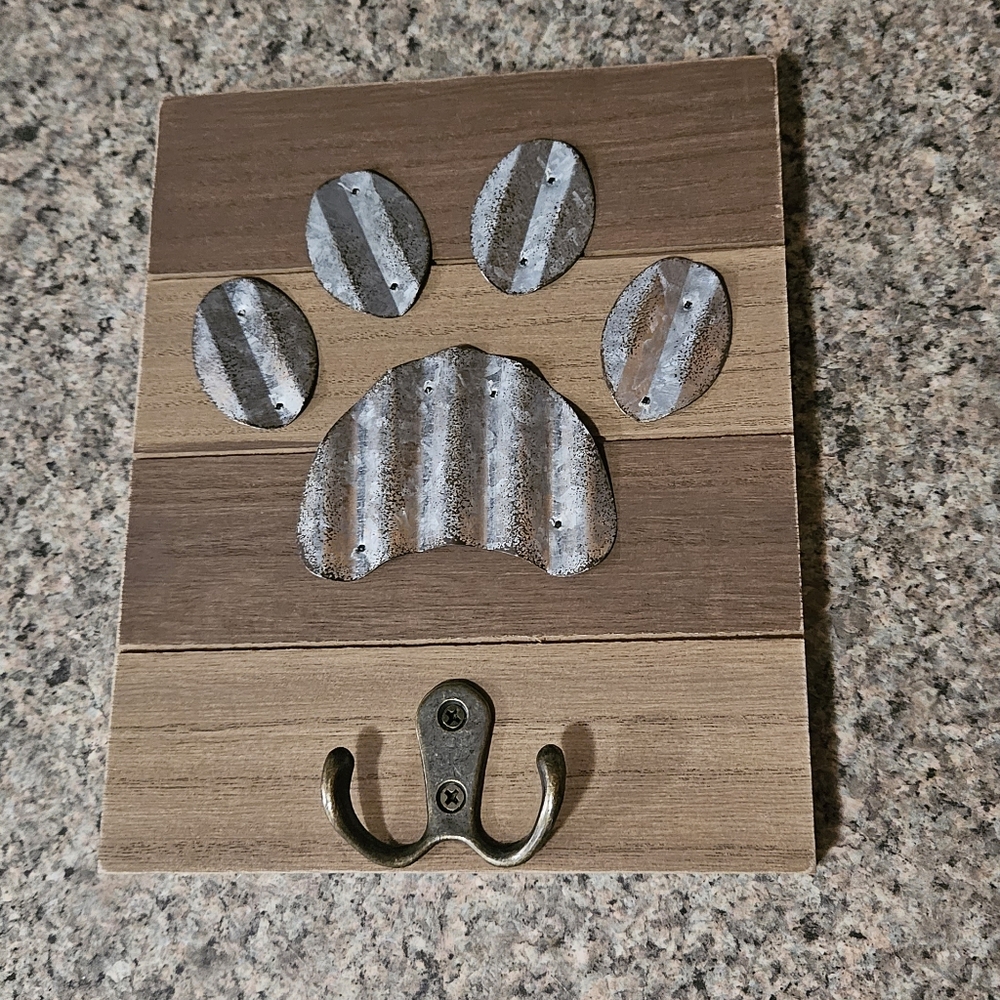 Dog Leash Holder